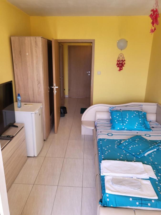 Apartamento Apartamenti Ivaia Varna Exterior foto