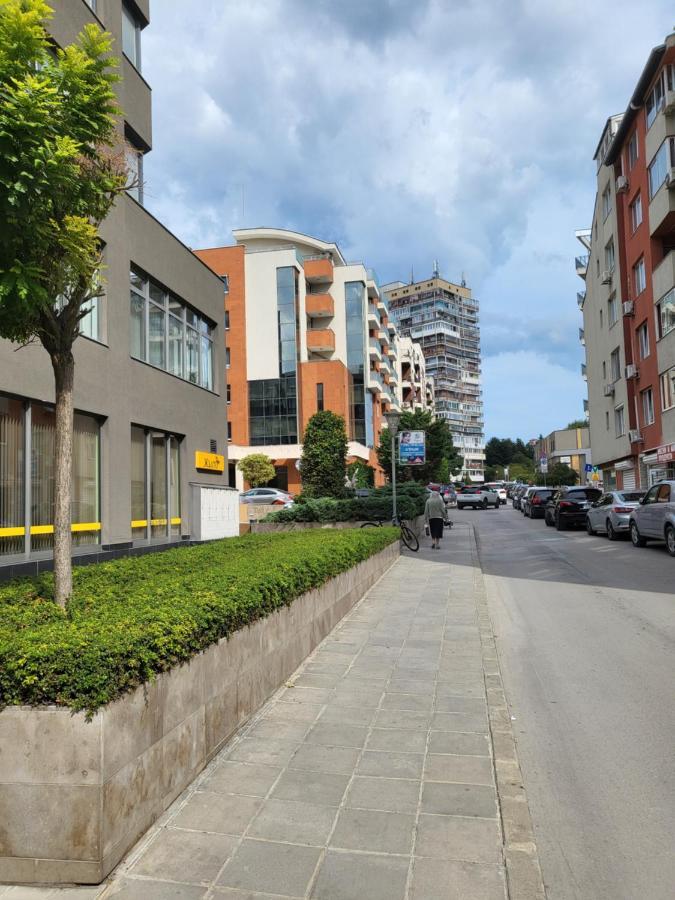 Apartamento Apartamenti Ivaia Varna Exterior foto