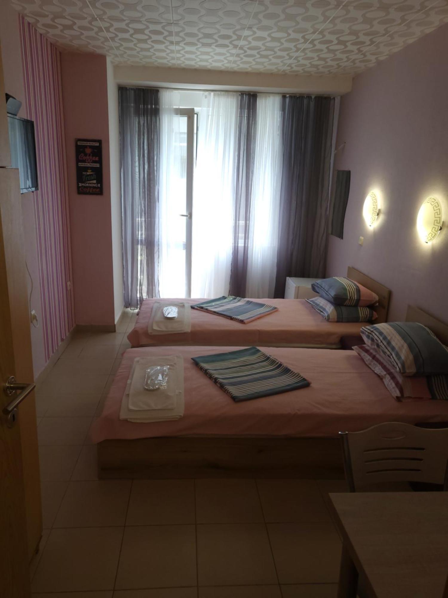 Apartamento Apartamenti Ivaia Varna Exterior foto
