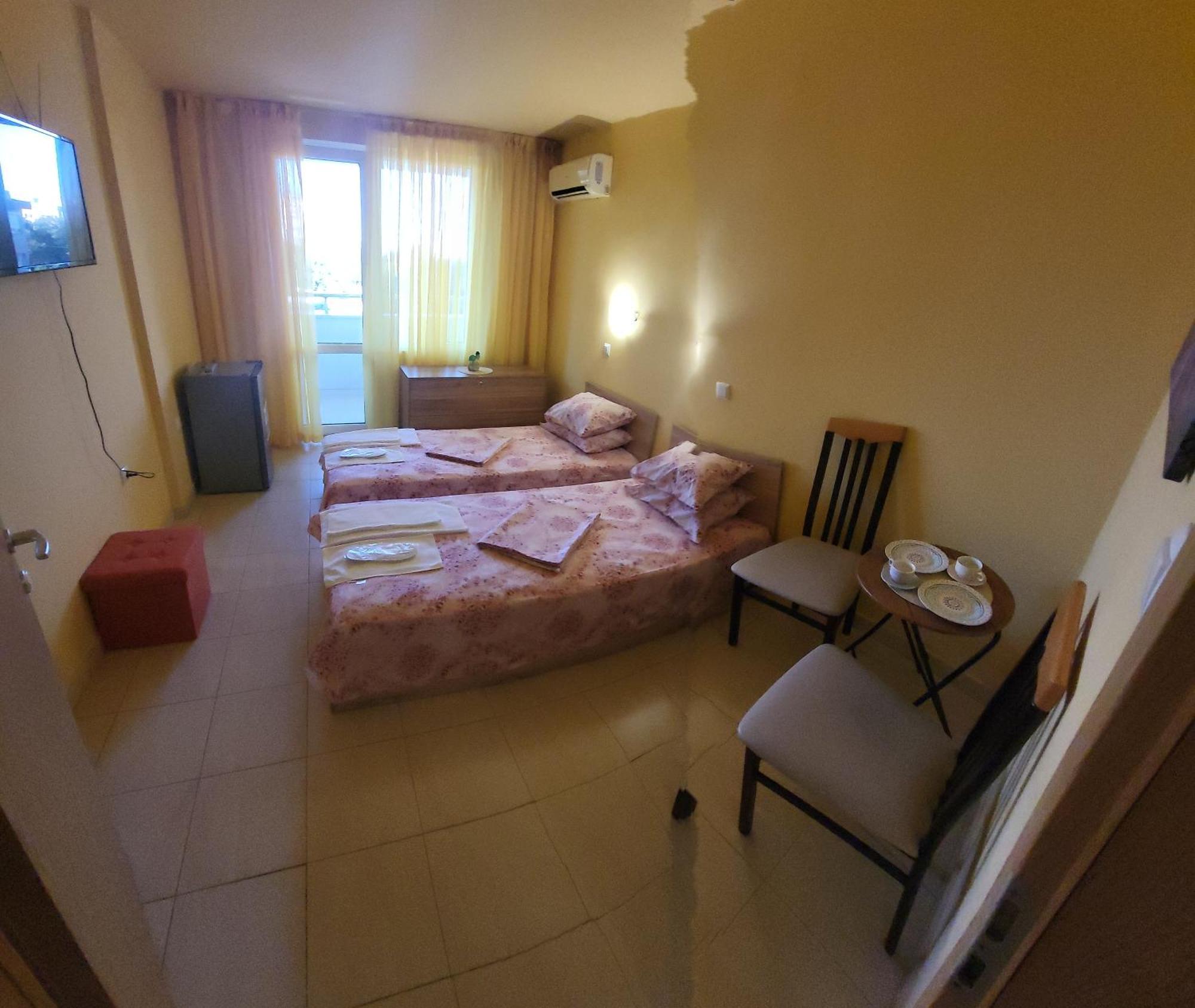 Apartamento Apartamenti Ivaia Varna Exterior foto